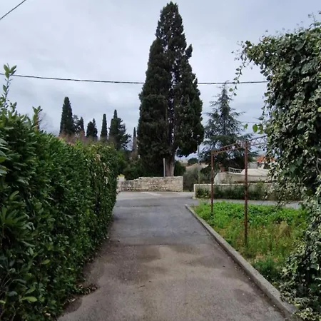 Trogir Apartments